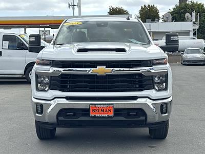 Used 2025 Chevrolet Silverado 2500 - photo 1