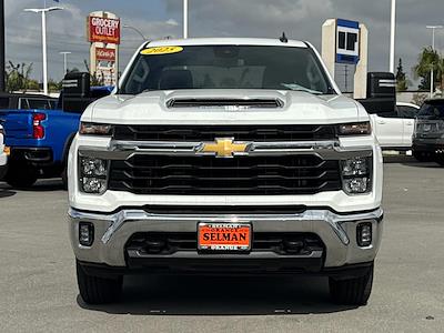 Used 2025 Chevrolet Silverado 2500 - photo 1