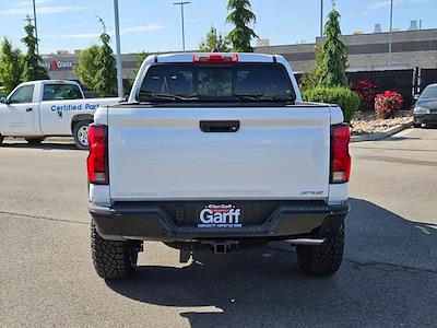 2025 Chevrolet Colorado Crew Cab 4WD Pickup for sale #4E50663 - photo 2