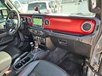 2021 Jeep Gladiator Crew Cab 4WD Pickup for sale #4E50794B - photo 32