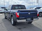Used 2018 Nissan Titan SV Crew Cab 4WD Pickup for sale #4EP8839A - photo 5
