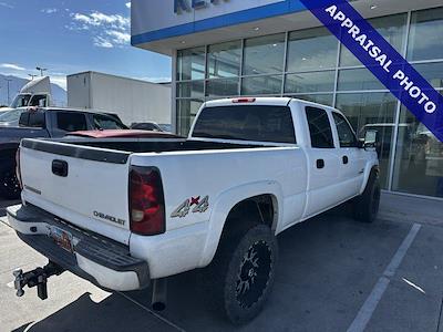 2005 Chevrolet Silverado 2500 Crew Cab 4WD Pickup for sale #4EX0784B - photo 2