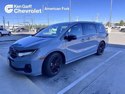 Used 2025 Honda Odyssey - photo 1