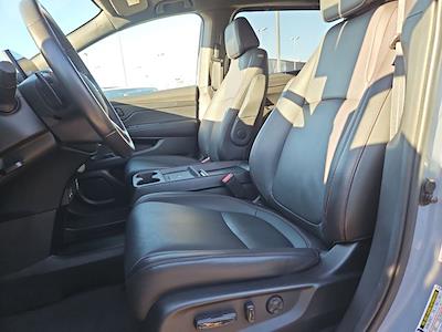 Used 2025 Honda Odyssey - photo 1