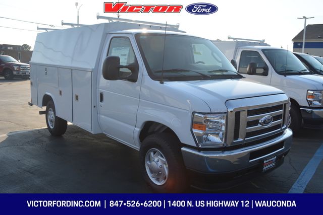 New 2025 Ford E-350 - photo 1