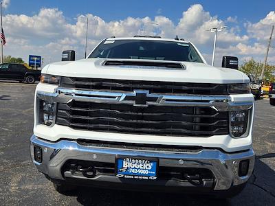 New 2026 Chevrolet Silverado 2500 LT Crew Cab 4WD Pickup for sale #3260078 - photo 2