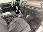 2022 Jeep Gladiator Crew Cab 4WD Pickup for sale #260977A - photo 10