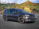 2021 Chrysler Pacifica FWD Minivan for sale #607946 - photo 1