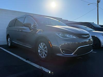 2018 Chrysler Pacifica FWD Minivan for sale #SG8093A - photo 2