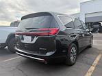 Used 2024 Chrysler Pacifica Select Minivan for sale #SG8212 - photo 2