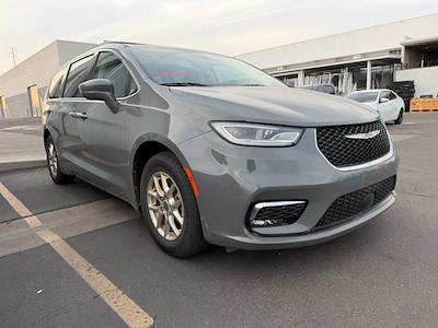 Used 2022 Chrysler Pacifica Touring L Minivan for sale #SG8254 - photo 1