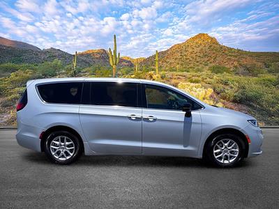2024 Chrysler Pacifica FWD Minivan for sale #SG8466 - photo 2