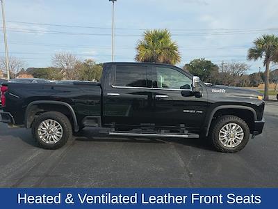 Used 2022 Chevrolet Silverado 2500 - photo 1