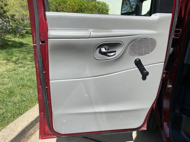 Used 2003 Ford E-150 CARGO 4x2 Empty Cargo Van - photo 2