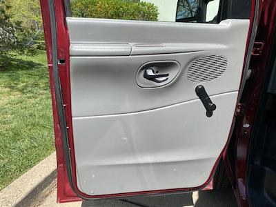Used 2003 Ford E-150 CARGO 4x2 Empty Cargo Van for sale #C3116X - photo 2