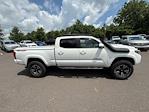2017 Toyota Tacoma Double Cab 4WD Pickup for sale #C50337X - photo 8