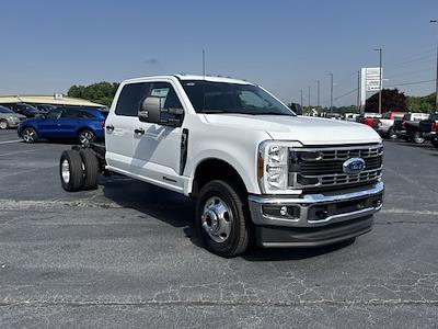 New 2025 Ford F-350 XL Crew Cab 4WD Cab Chassis for sale #FT25175 - photo 1