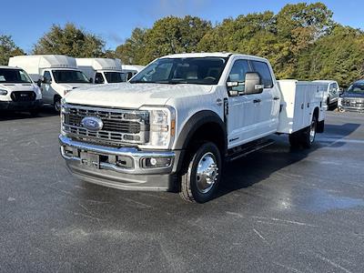 New 2025 Ford F-450 Crew Cab 4WD Cab Chassis for sale #FT25351 - photo 1