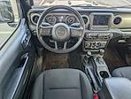 2022 Jeep Gladiator Crew Cab 4WD Pickup for sale #25922A - photo 9