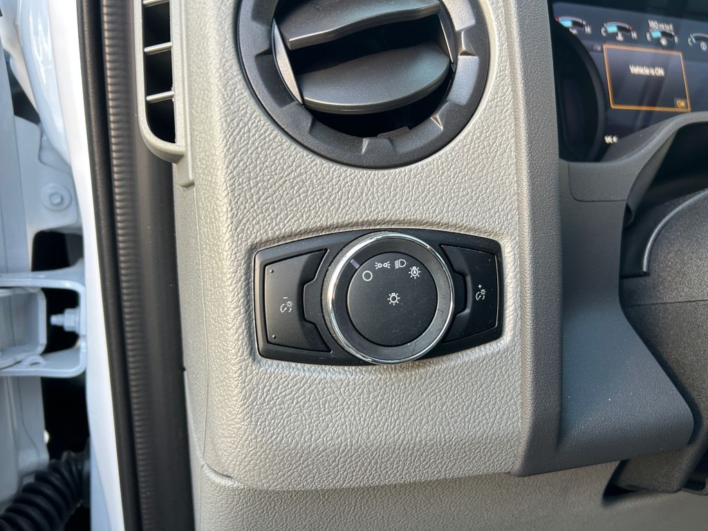 New 2026 Ford E-350 - photo 15