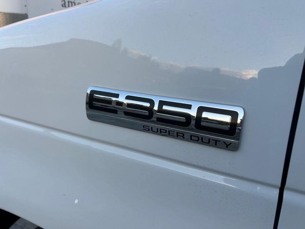 New 2026 Ford E-350 - photo 19