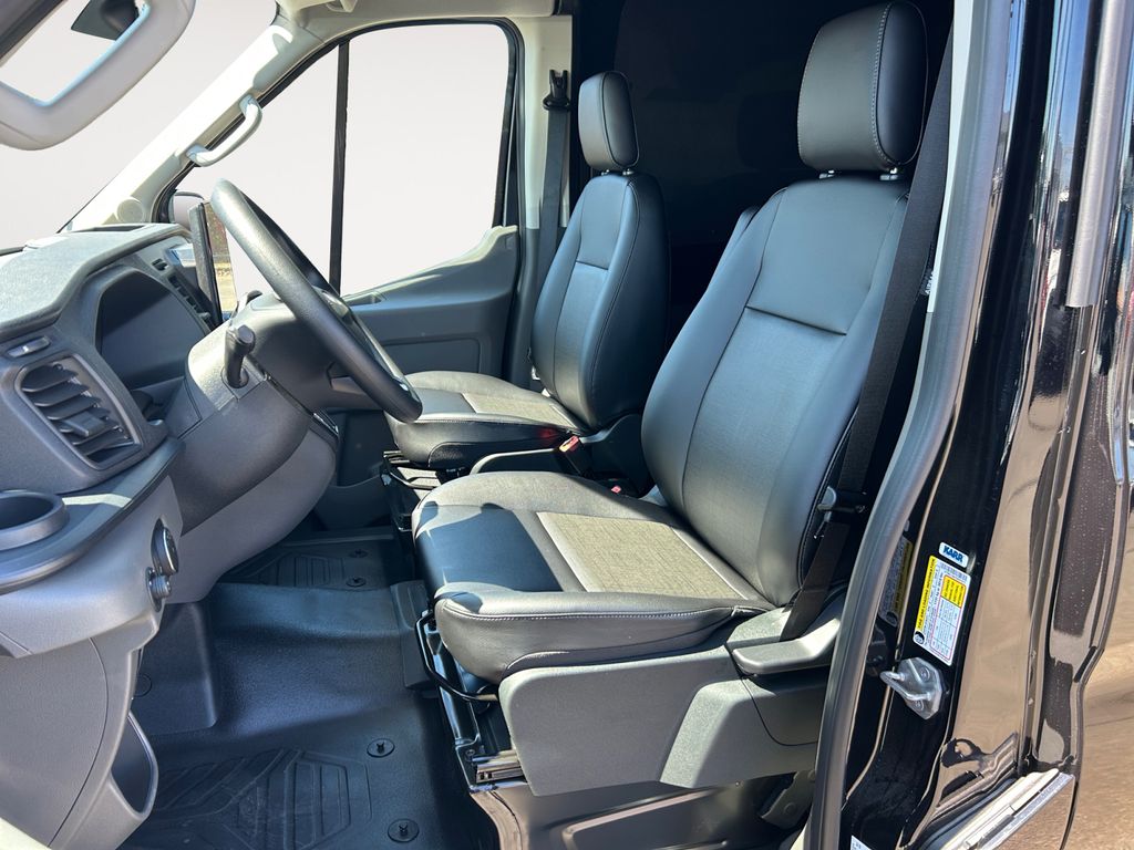 New 2026 Ford Transit 250 - photo 6