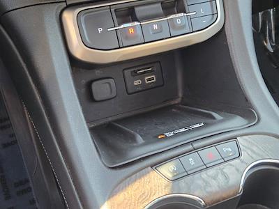 Used 2021 GMC Acadia - photo 1