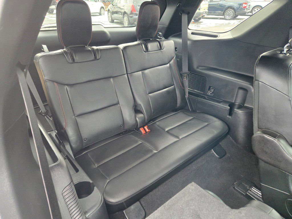 Used 2023 Ford Explorer - photo 14