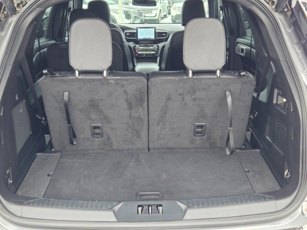 Used 2023 Ford Explorer - photo 16