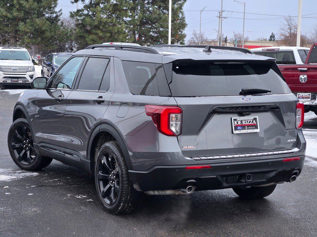 Used 2023 Ford Explorer - photo 18