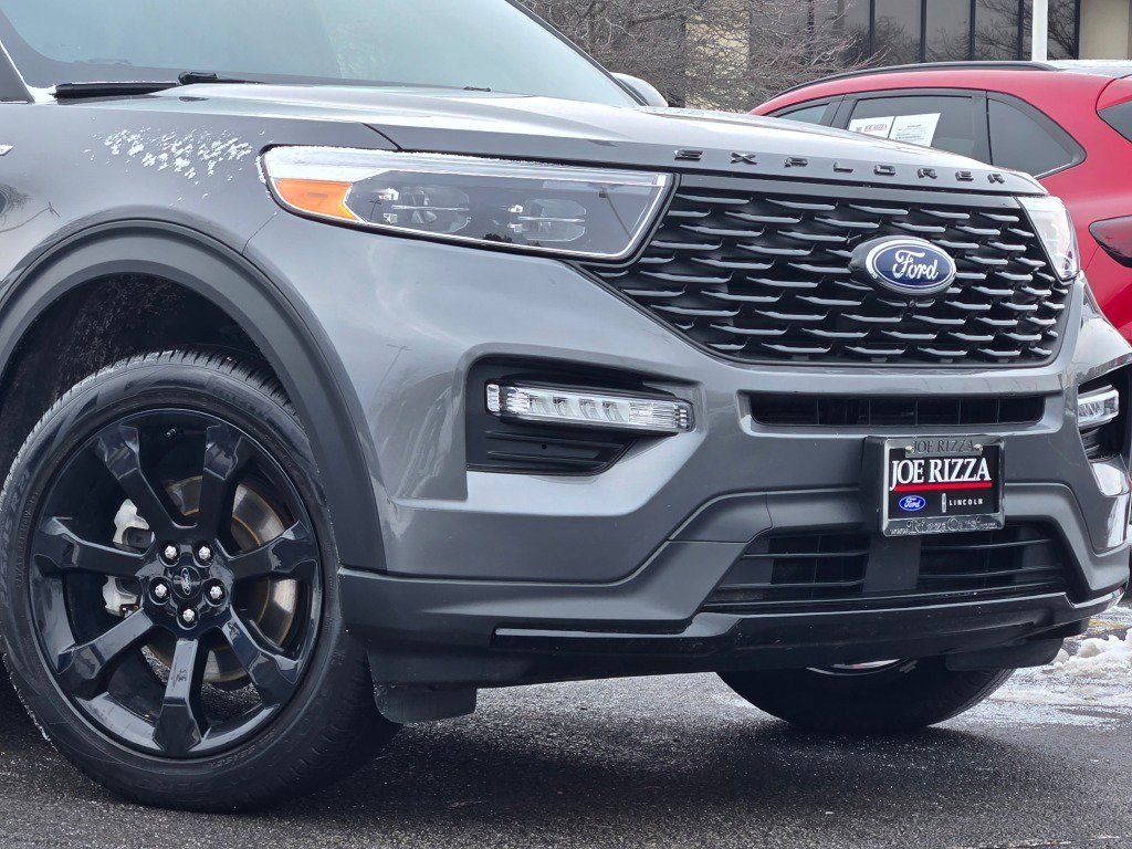 Used 2023 Ford Explorer - photo 5
