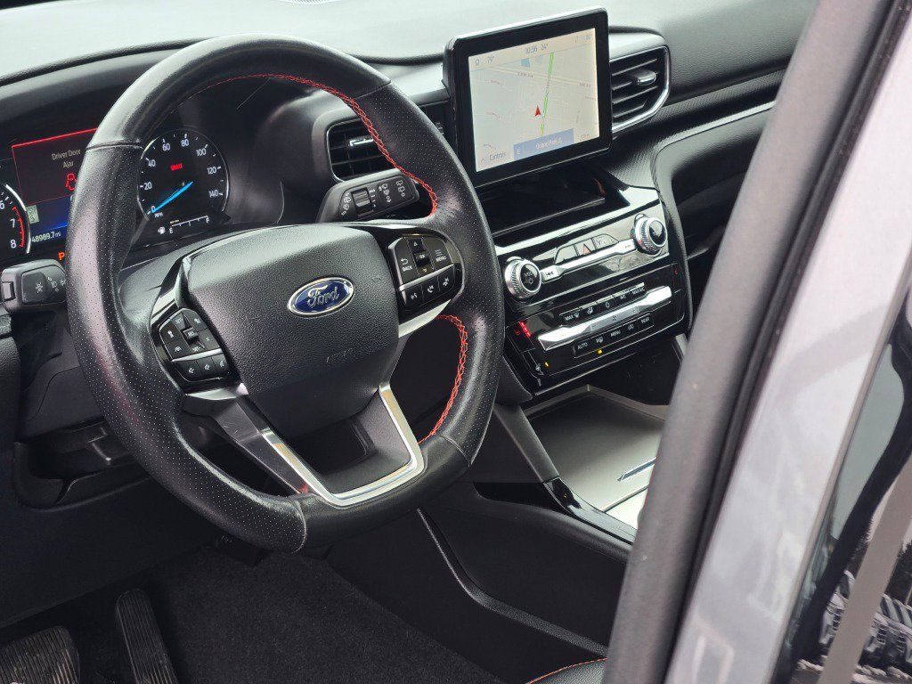 Used 2023 Ford Explorer - photo 27