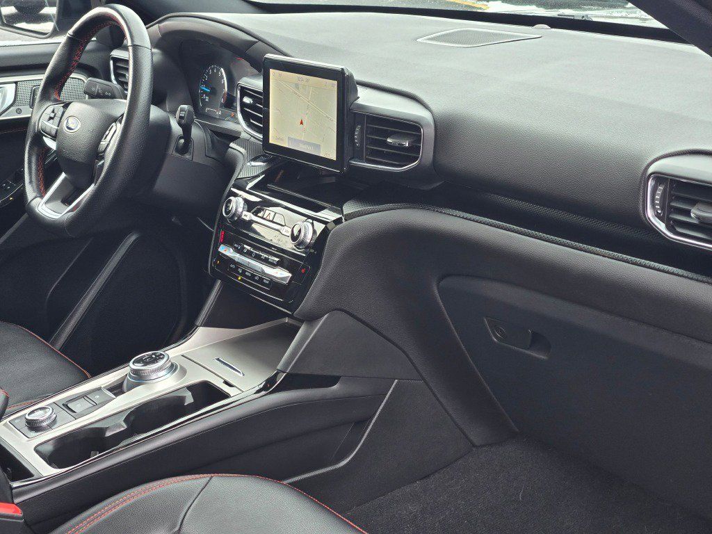 Used 2023 Ford Explorer - photo 11