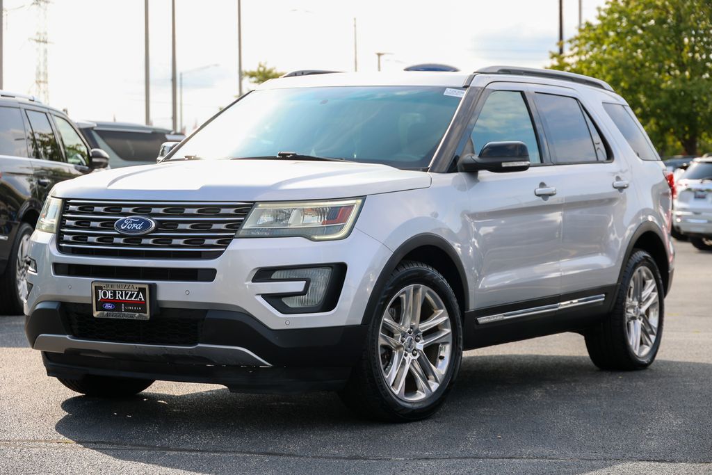 Used 2017 Ford Explorer - photo 1