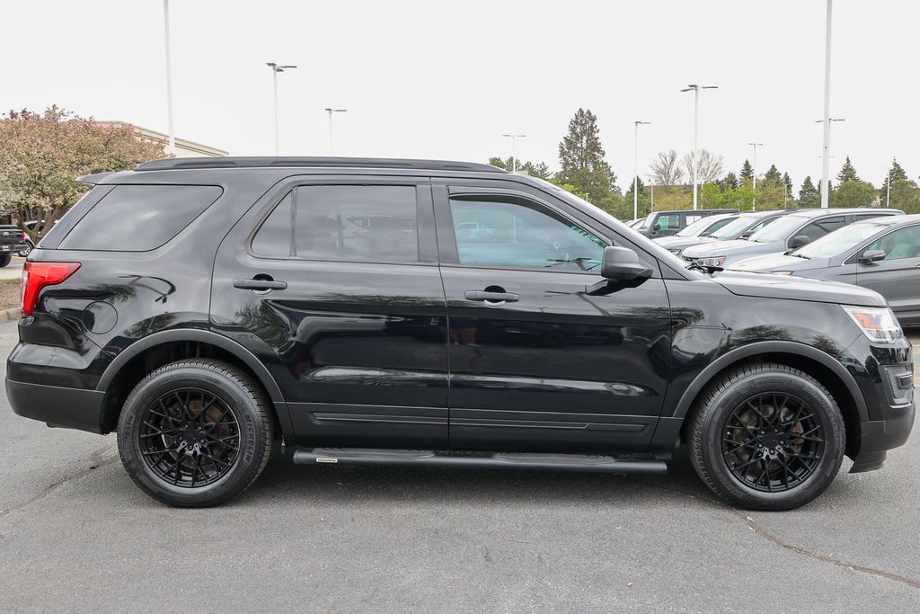 Used 2017 Ford Explorer - photo 24