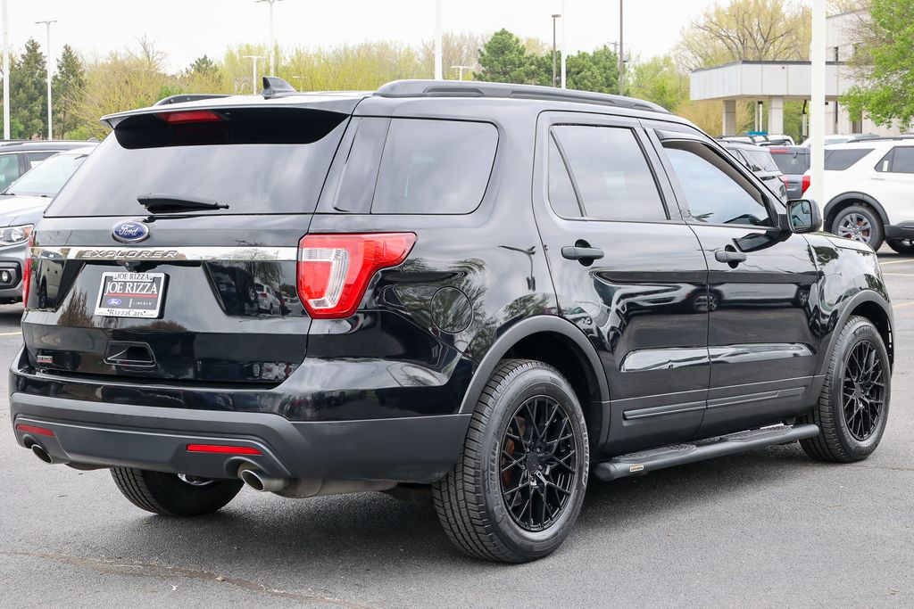 Used 2017 Ford Explorer - photo 25