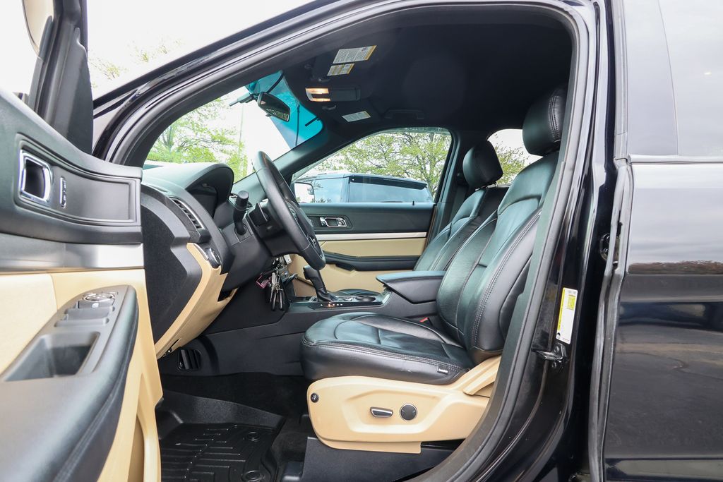 Used 2017 Ford Explorer - photo 29