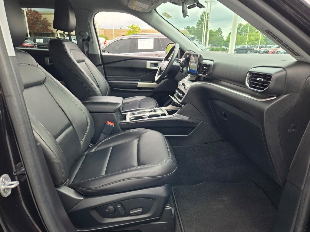 Used 2022 Ford Explorer - photo 9
