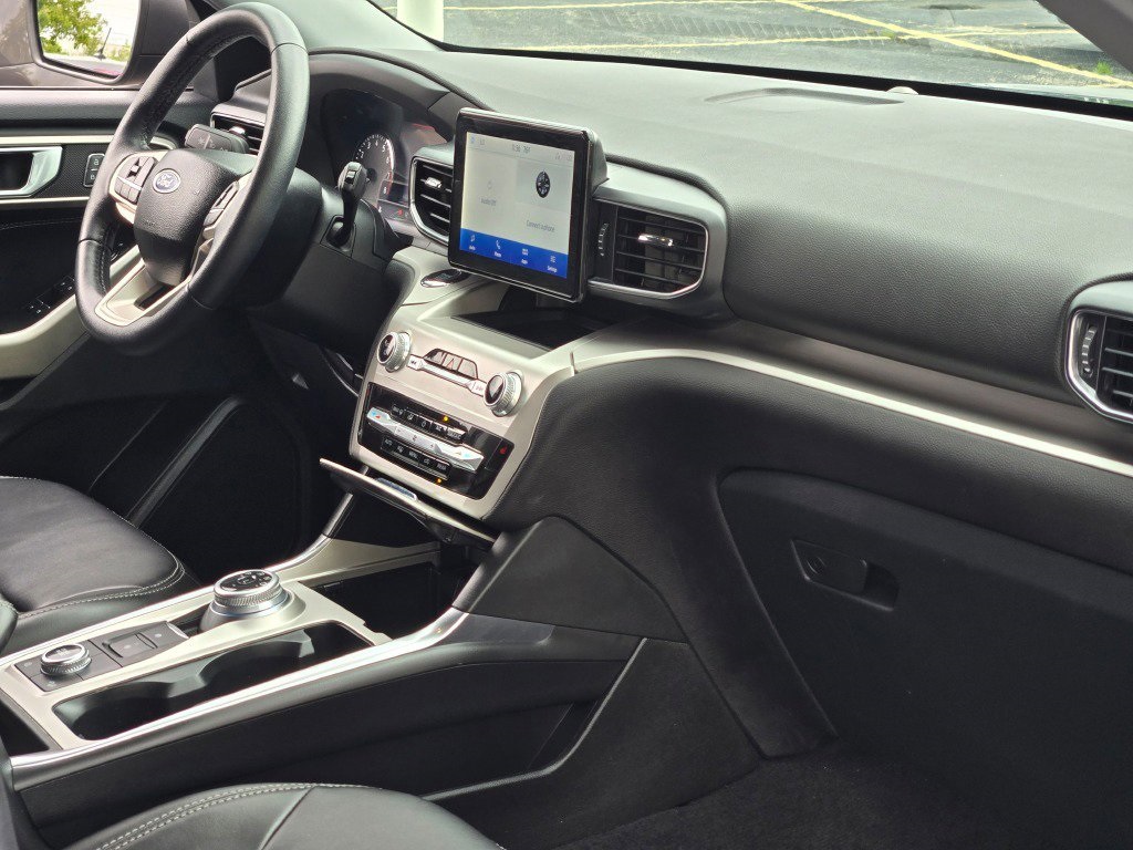 Used 2022 Ford Explorer - photo 11