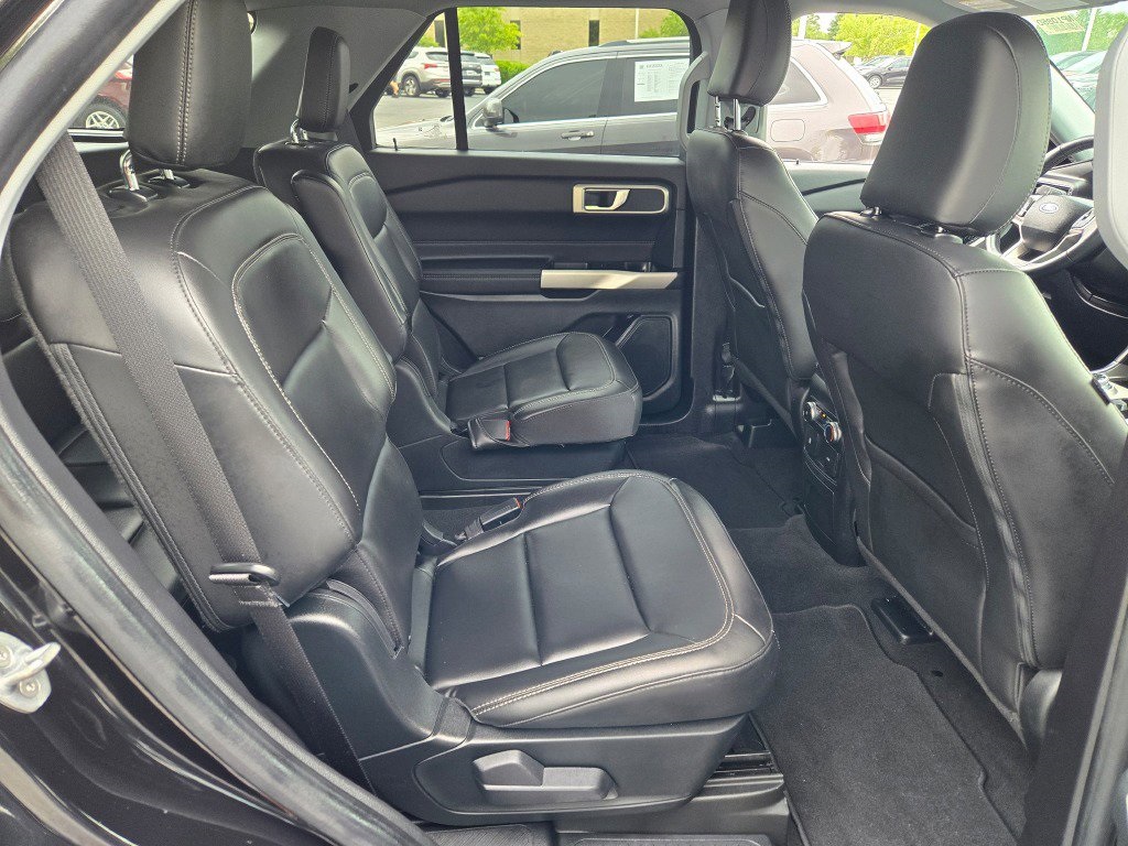 Used 2022 Ford Explorer - photo 13