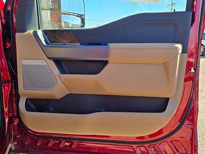 New 2025 Ford F-250 Lariat Crew Cab 4x4 Pickup for sale #NS8375 - photo 2