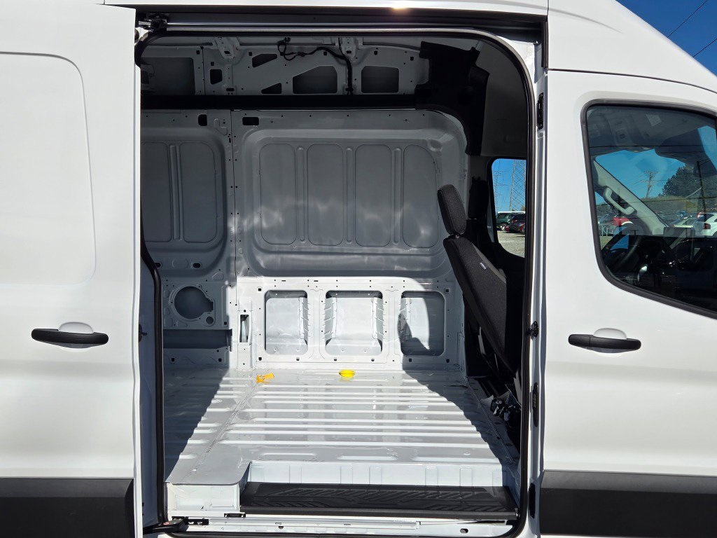New 2026 Ford Transit 250 - photo 10