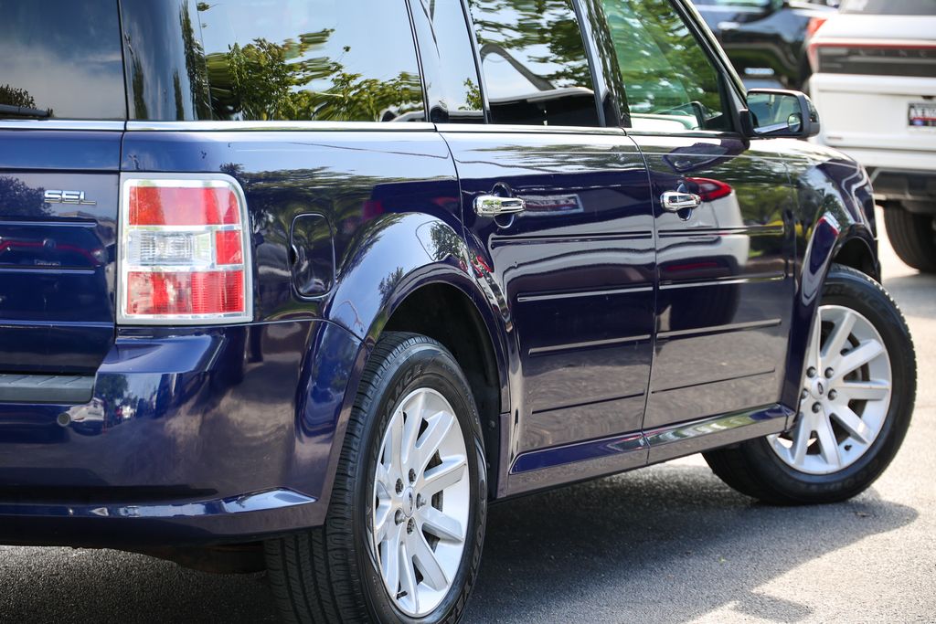 Used 2011 Ford Flex - photo 16