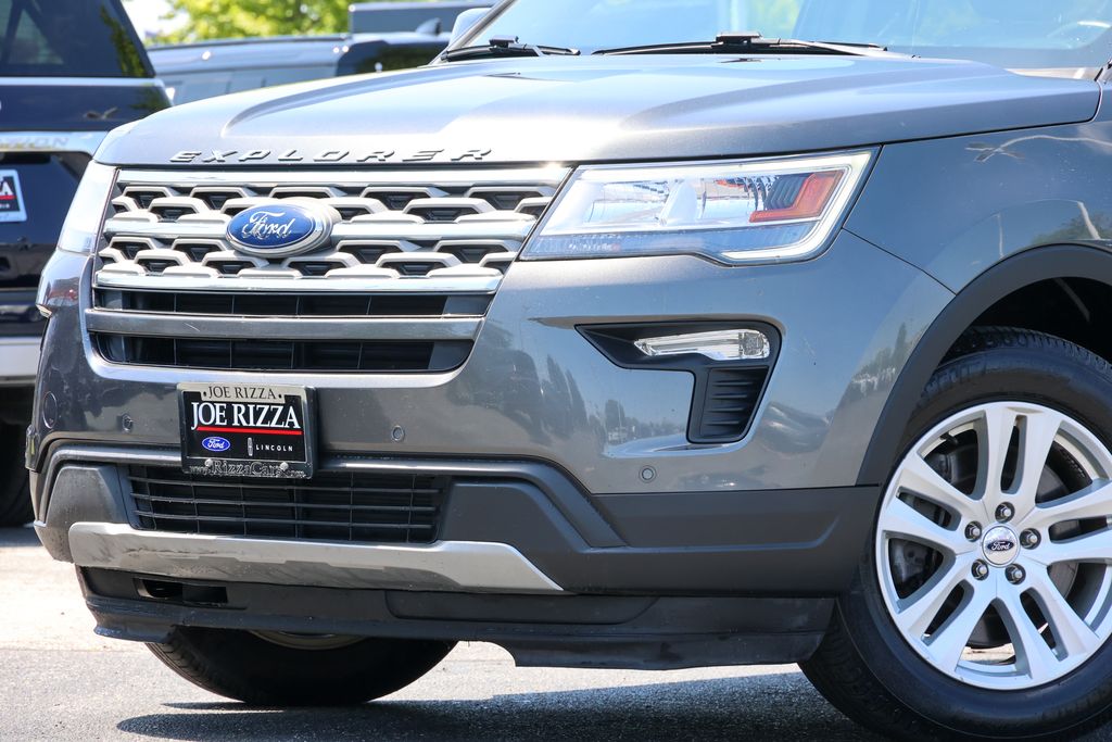 Used 2018 Ford Explorer - photo 2