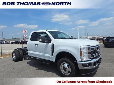 2025 Ford F-350 Super Cab DRW 4x4 Cab Chassis for sale #F33242 - photo 1