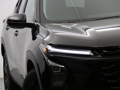 2025 Chevrolet Trax FWD SUV for sale #W175646 - photo 2