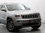 Used 2018 Jeep Grand Cherokee Limited 4x4 SUV for sale #WU212615A - photo 4