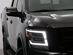 2020 Nissan Titan Crew Cab 4x4 Pickup for sale #WU212679A - photo 4
