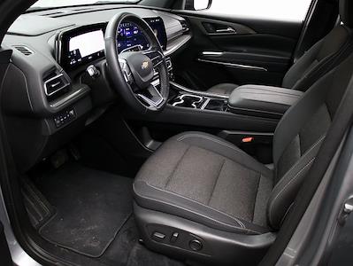 Used 2024 Chevrolet Traverse - photo 1