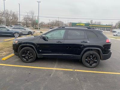 Used 2019 Jeep Cherokee - photo 1